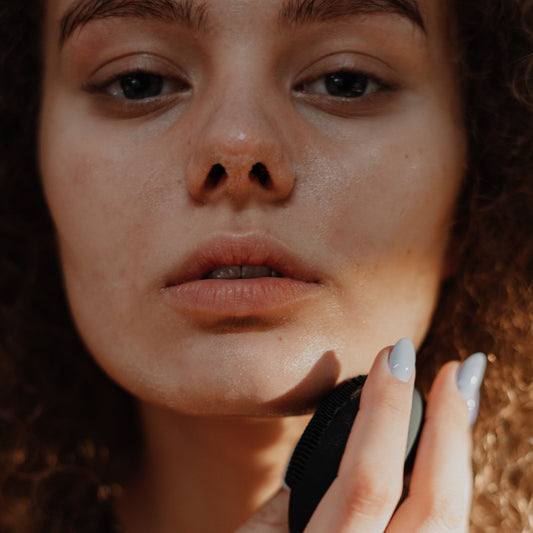 Say goodbye to shine: the ultimate guide to managing oily skin - CosIQ